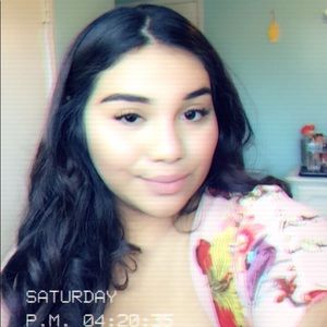 Meet your Posher, Maricela